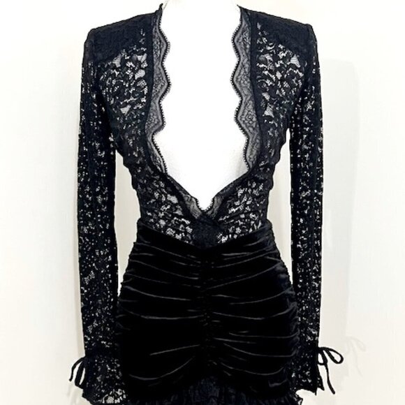 Miss Circle Nadina Black Lace Velvet Mini Dress Size XXS - Picture 3 of 7